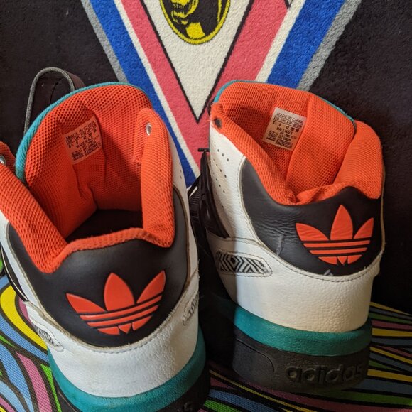 adidas Mutombo TR Block White (G98039) | size 8.5 main image 7